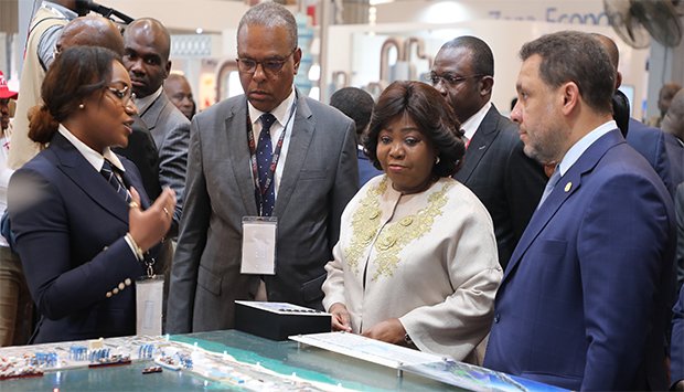 VICE-PRESIDENTE PEDE MAIS ACESSO AO CRÉDITO PARA MULHERES E JOVENS