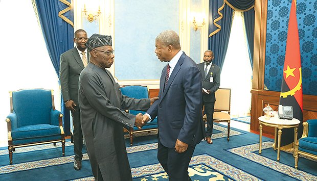 JOÃO LOURENÇO RECEBE OLUSEGUN OBASANJO