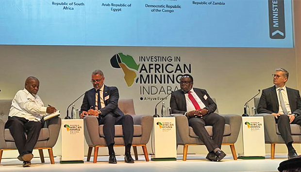 ANGOLA PARTICIPA NO FÓRUM DE MINERAÇÃO NA AFRICA DO SUL