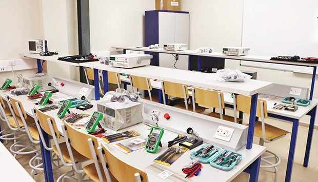 CERCA DE 76 MIL JOVENS  RECEBERAM FORMAÇÃO  PROFISSIONAL  ESTE ANO