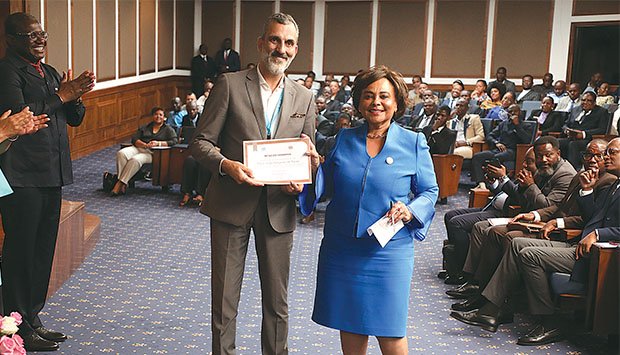 SUCESSO DA 147ª ASSEMBLEIA DA UIP É PROVA DA MATURIDADE DE ANGOLA