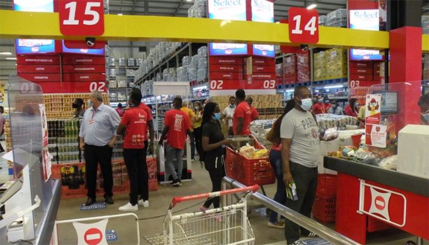 PREÇOS ATRATIVOS VIGORAM NA MARTAL, ALIMENTA ANGOLA E FRESMART