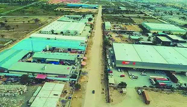 QUATRO NOVAS FÁBRICAS ABREM NO PÓLO INDUSTRIAL DA CATUMBELA