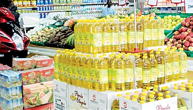 SUPERMERCADOS  BAIXAM PREÇO E MERCADOS INFORMAIS SEGUEM