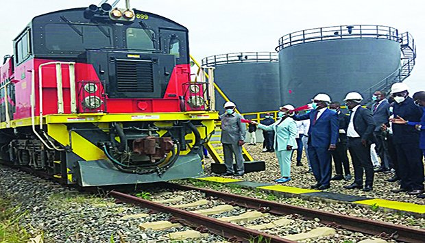 MALANJE TEM TERMINAL FERROVIÁRIO DE TRANSPORTE DE COMBUSTÍVEIS