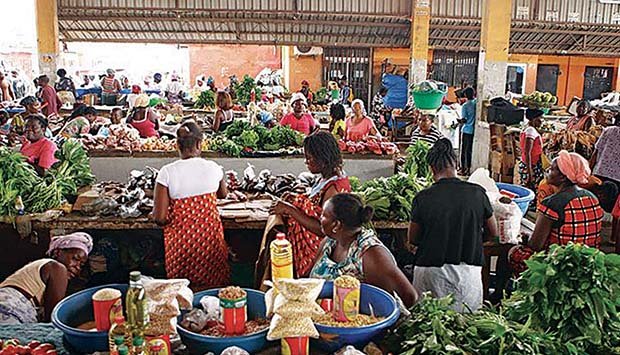 PREÇO DA CESTA BÁSICA REDUZEM  0,23 POR  CENTO