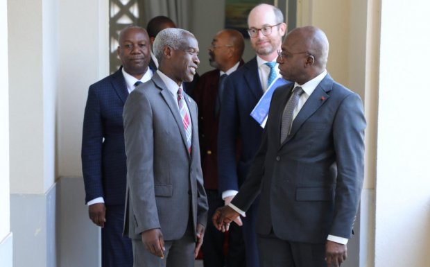 ANGOLA E EUA APRECIAM ESTADO DA COOPERAÇÃO
