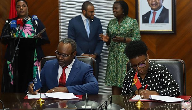 BANCO MUNDIAL INVESTE 300 MILHEÕS DE DÓLARES PARA ACELERAR DIVERSIFICAÇÃO ECONÓMICA