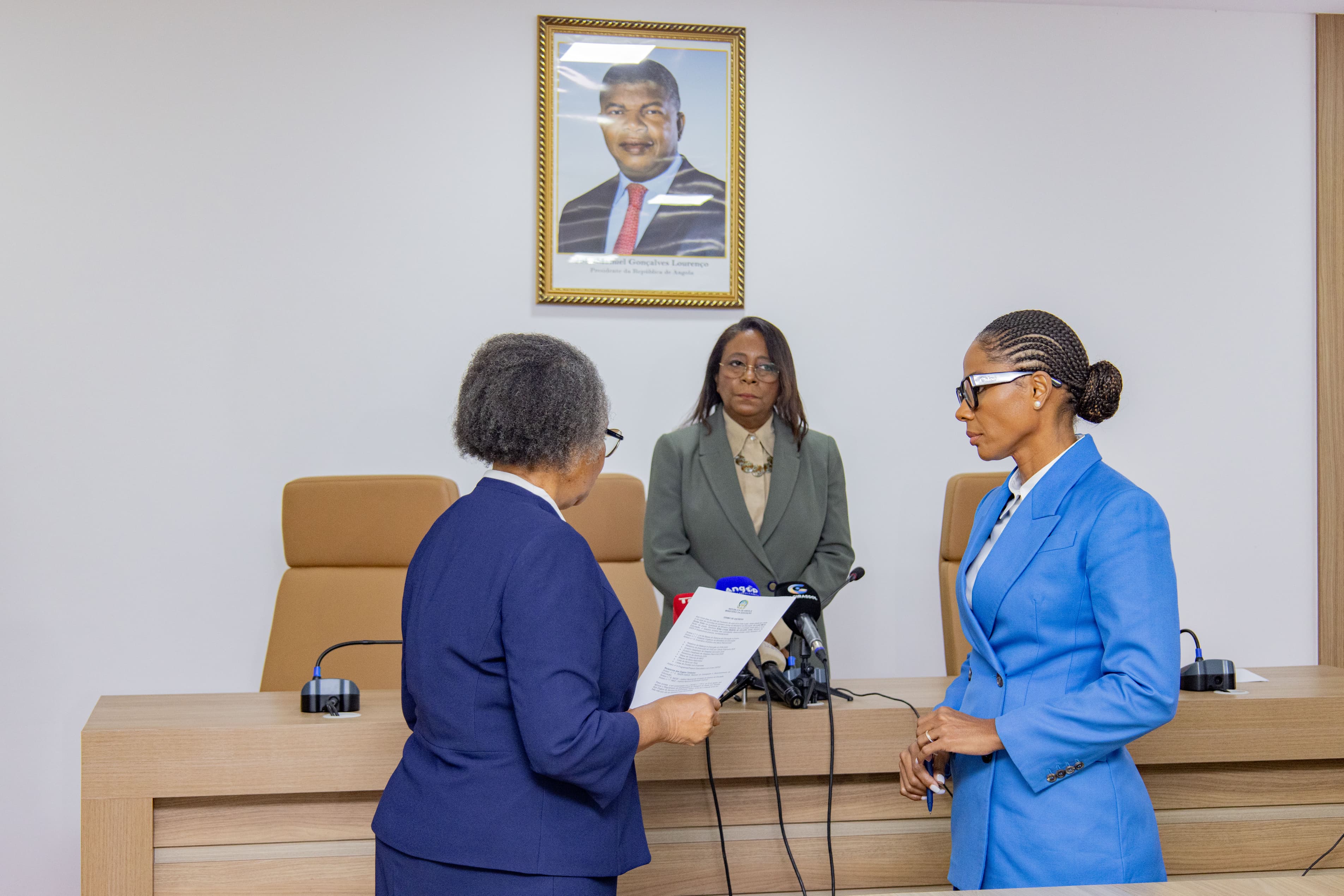 MINISTRA ERIKA AIRES PRETENDE AMPLIAR ACESSO AO ENSINO E VALORIZAR CORPO DOCENTE