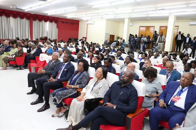 PRESIDENTE DA ASSEMBLEIA NACIONAL DESTACA OBRA E LEGADO DE MARIA DO CARMO MEDINA