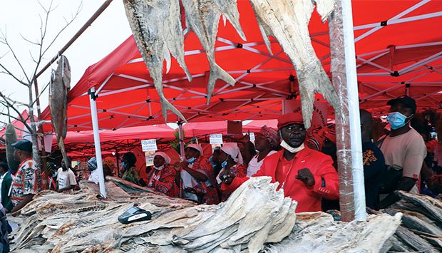 REI DO PEIXE SECO PROCESSA SEMANALMENTE CINCO  MIL TONELADAS DE PESCADO