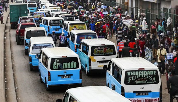 CORRIDA DE TAXI PASSA CUSTAR 200 KWANZAS