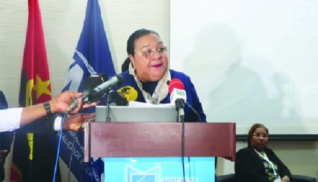 REAFIRMADA COMPROMISSO DO EXECUTIVO EM PRIORIZAR A FORMAÇÃO DE QUADROS NO PAÍS