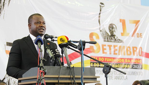 “AGOSTINHO NETO CONTINUA A SER UMA VERDADEIRA FONTE DE INSPIRAÇÃO PARA ENFRENTARMOS OS DESAFIOS ACTUAIS DO NOSSO PAÍS”