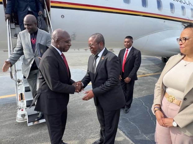 MINISTRO TÉTE ANTÓNIO PARTICIPA NAS COMEMORAÇÕES DO TIMOR LESTE