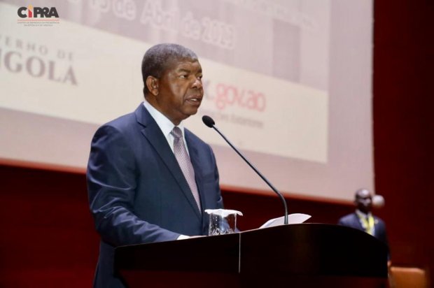 JOÃO LOURENÇO ORIENTA “ PARTICULAR ATENÇÃO” À DIPLOMACIA ECONÓMICA