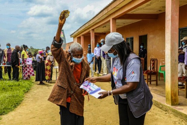 FAMÍLIAS ABRANGIDAS NO KWENDA VÃO PASSAR A RECEBER  11 MIL KWANZAS