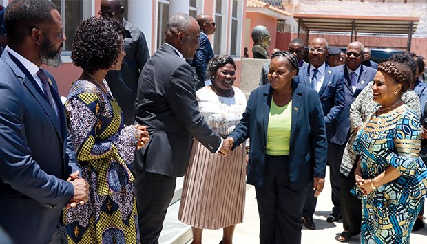 PARLAMENTOS DE ANGOLA E MOÇAMBIQUE VÃO INTENSIFICAR A TROCA DE EXPERIÊNCIAS