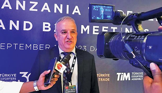 TÊXTIL TURCA PROJECTA ENTRADA NA CONFECÇÃO DE UNIFORMES MILITARES