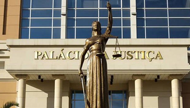 TRIBUNAL DETERMINA ARRESTO DE BENS DE ISABEL DOS SANTOS