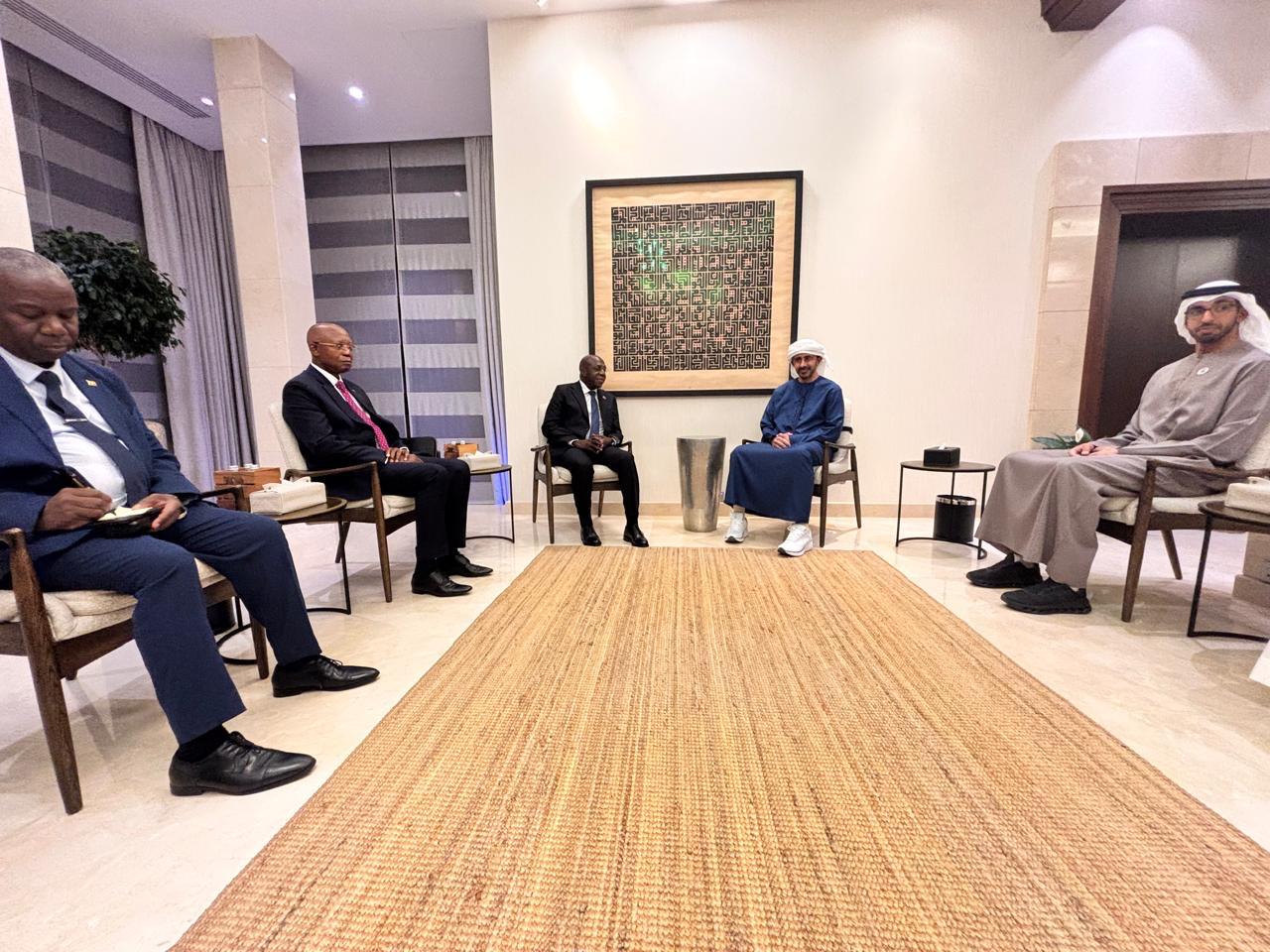 MINISTRO TÉTE ANTÓNIO ENTREGA MENSAGEM DO PRESIDENTE JOÃO LOURENÇO AO HOMÓLOGO SHEIKH MOHAMED BIN  ZAYED AL NAHYAN