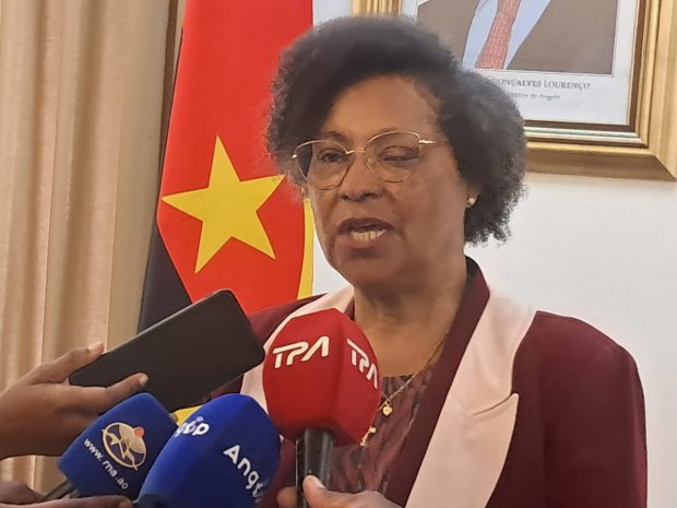 MALANGE ACOLHE ABERTURA OFICIAL DO ANO LECTIVO 2023-2024