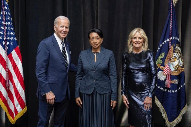 ANGOLA NA TRADICIONAL RECEPÇÃO DO CASAL BIDEN