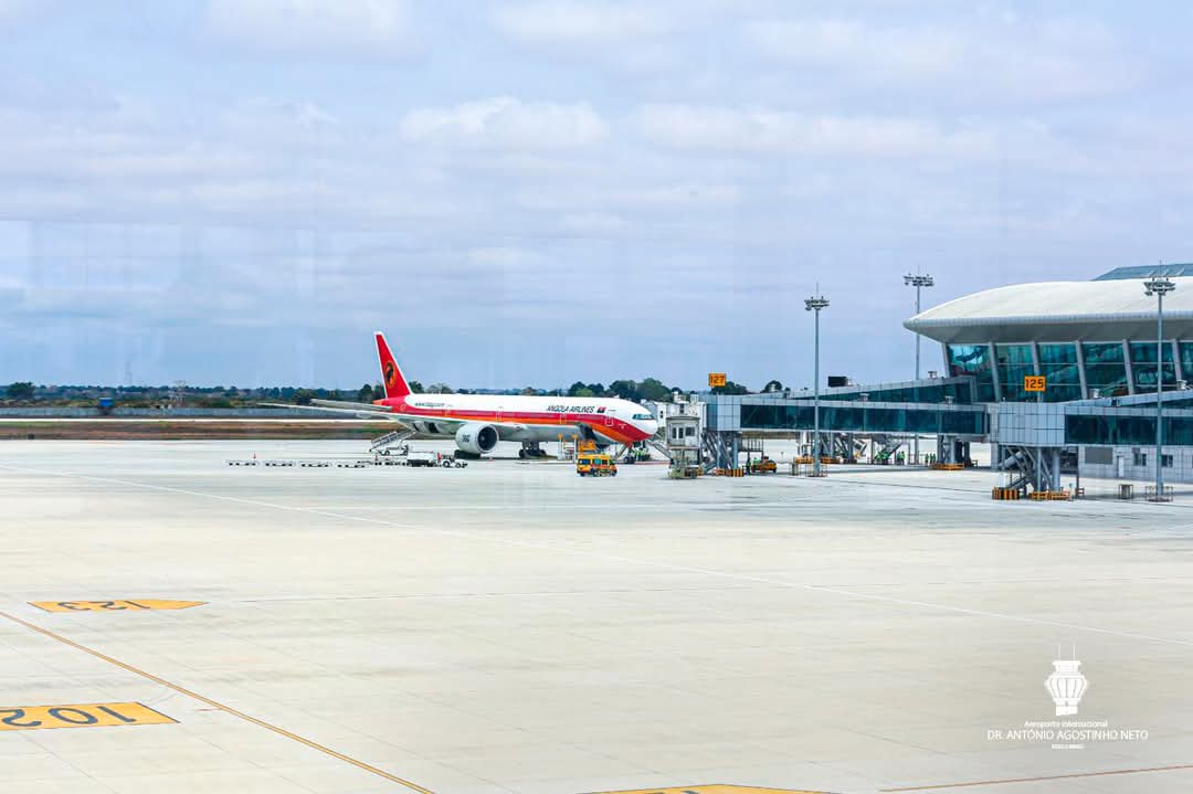 DIRECÇÃO DO NOVO  AEROPORTO APRESENTA NOVAS ROTAS  PARA VÔOS DOMÉSTICOS