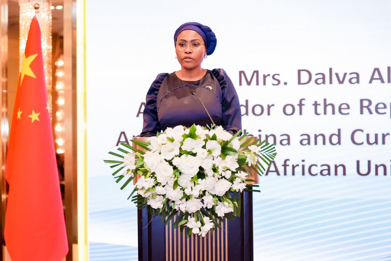 COOPERAÇÃO ENTRE ÁFRICA  E CHINA CADA VEZ MAIS SOLIDA