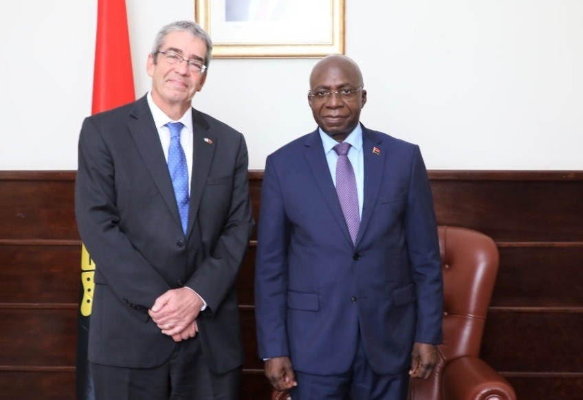 ANGOLA DEFENDE SOLUÇÃO PACÍFICA ENTRE ISRAEL E PALESTINA