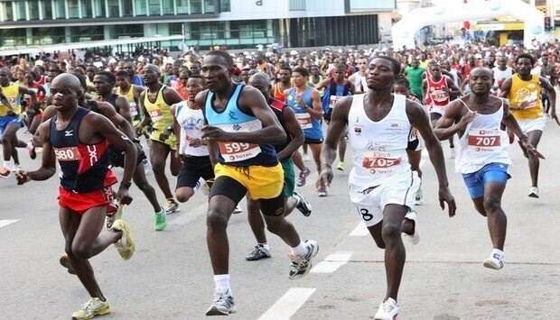 CORRIDA SÃO SILVESTRE CONDICIONA ALGUMAS RUAS DA CIDADE DE LUANDA
