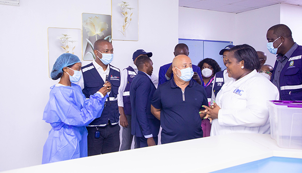 LUANDA INTENSIFICA MEDIDAS PARA CONTROLAR SURTO DA CÓLERA