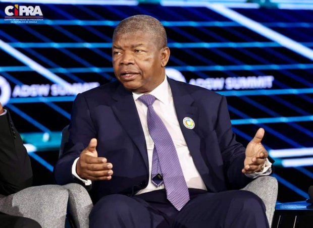 PRESIDENTE JOÃO LOURENÇO  DEIXA ABU DHABI COM PROMESSAS DE ENERGIAS RENOVÁVEIS