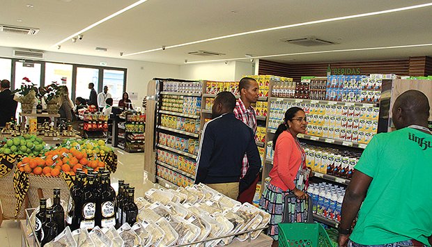 INFLAÇÃO REDUZIU PARA 13,8 POR CENTO NO MÊS DE DEZEMBRO