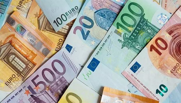 EURO REGISTA BAIXA  FACE À CRISE DO  GÁS  E OS RECEIOS COM RECESSÃO DOS MERCADOS