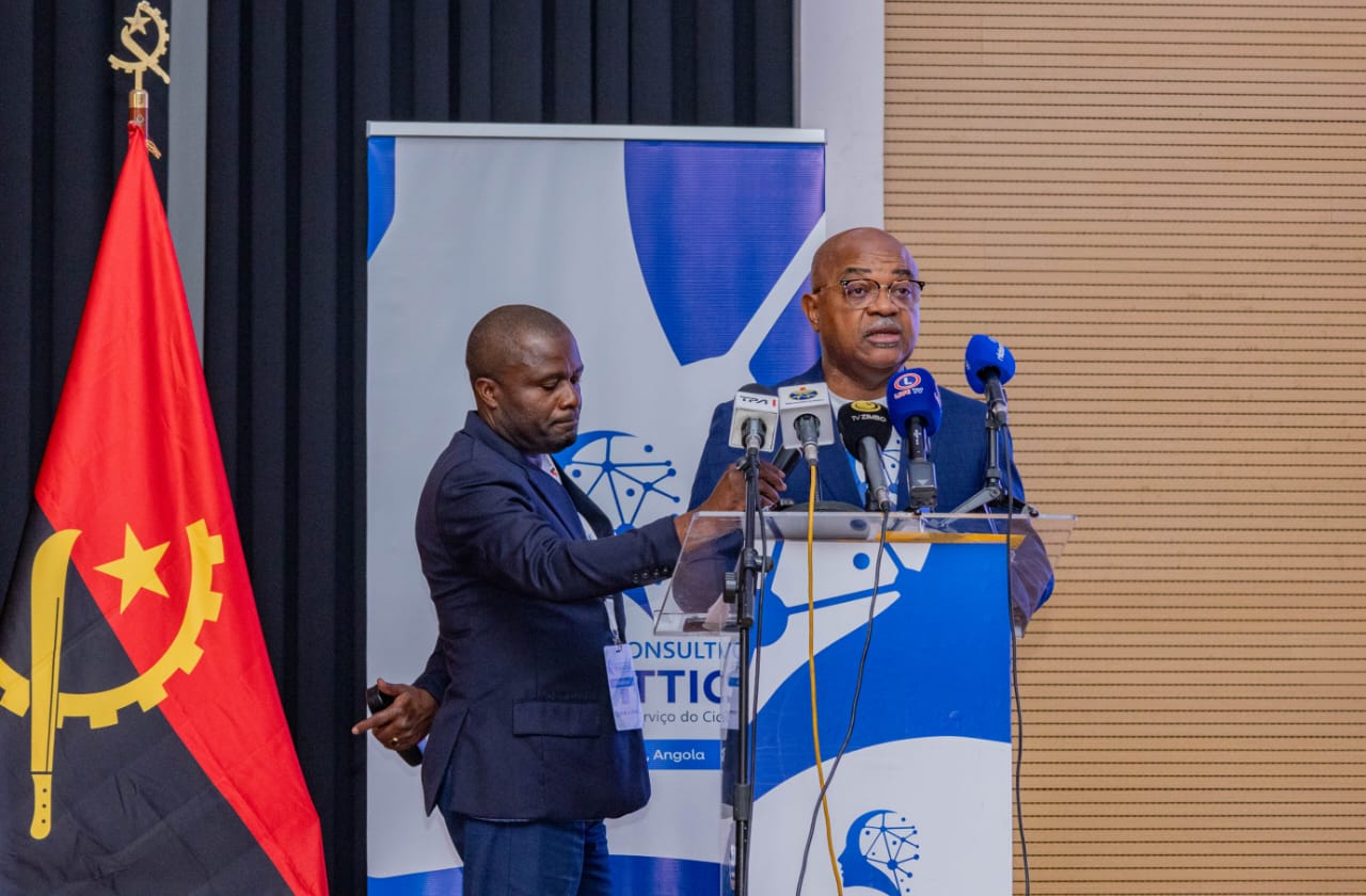 MINISTRO MÁRIO OLIVEIRA: "A TRANSFORMAÇÃO DIGITAL SÓ FARÁ SENTIDO SE FOR INCLUSIVA"