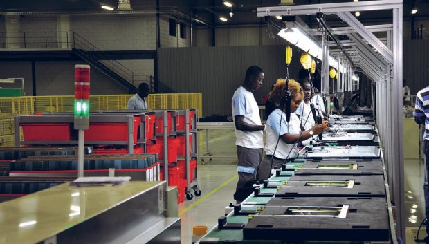 GOVERNATES E SOCIEDADE CIVIL DIALOGAM SOBRE A INDÚSTRIA  E O FOMENTO DA EMPREGABILIDADE