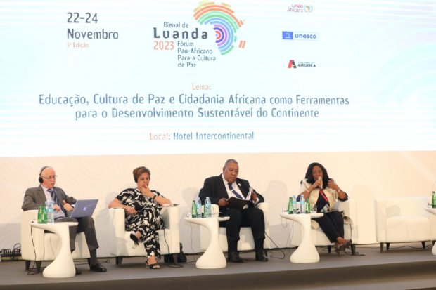 INTRODUÇÃO DA CULTURA DE PAZ NO CURRÍCULO  EDUCATIVO ANALISADA NA BIENAL