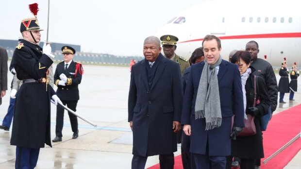 PRESIDENTE  VISITA  FRANÇA