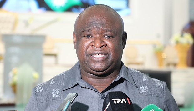 GOVERNADOR DE LUANDA DESTACA O PAPEL DAS IGREJAS NA MORALIZAÇÃO DA SOCIEDADE