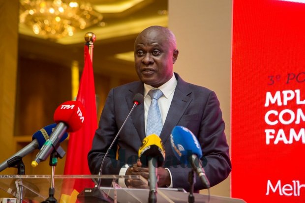ANGOLA RECUPERA CERCA DE 20 MIL MILHÕS DE DÓLARES  EM GUERRA CONTRA  A CORRUPÇÃ