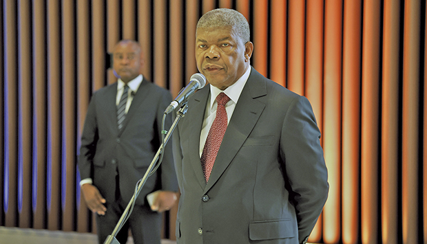 PR - EXECUTIVO VAI CONTINUAR EMPENHADO NA RESOLUÇÃO DOS PROBLEMAS DO POVO