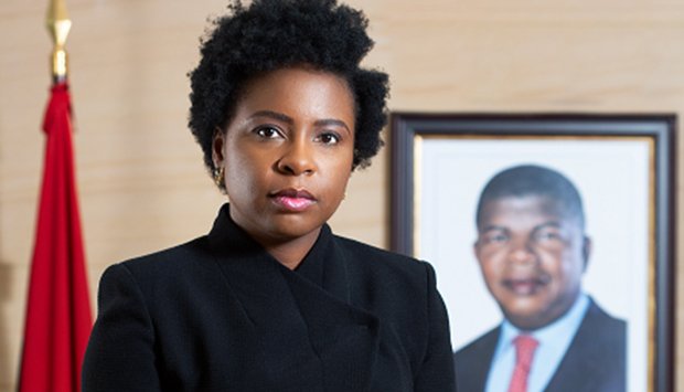 ANGOLA PARTICIPA NO FÓRUM DO CLUBE DE PARIS