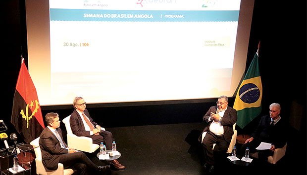 NOVA MISSÃO DE EMPRESÁRIOS BRASILEIROS CHEGA A LUANDA