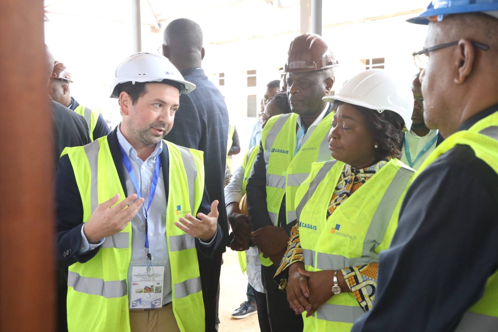 GOVERNO PEDE CELERIDADE NA CONSTRUÇÃO DO NOVO HOSPITAL GERAL DO UÍGE