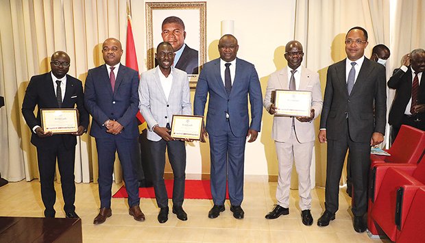 VENCEDORES DO PRÉMIO SADC DE JORNALISMO  FORAM PREMIADOS EM LUANDA