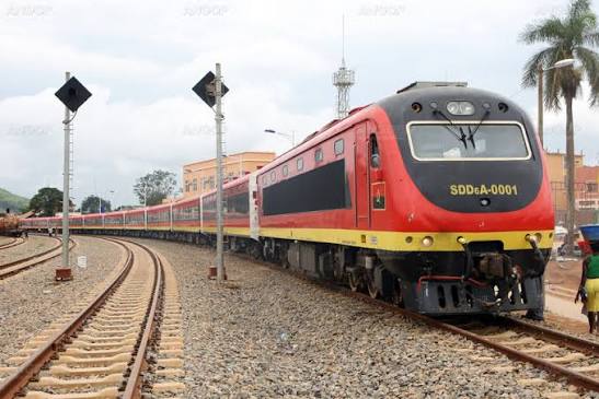 EXECUTIVO PRETENDE LIGAR PRINCIPAIS INFRA-ESTRUTURAS COM FERROVIAS