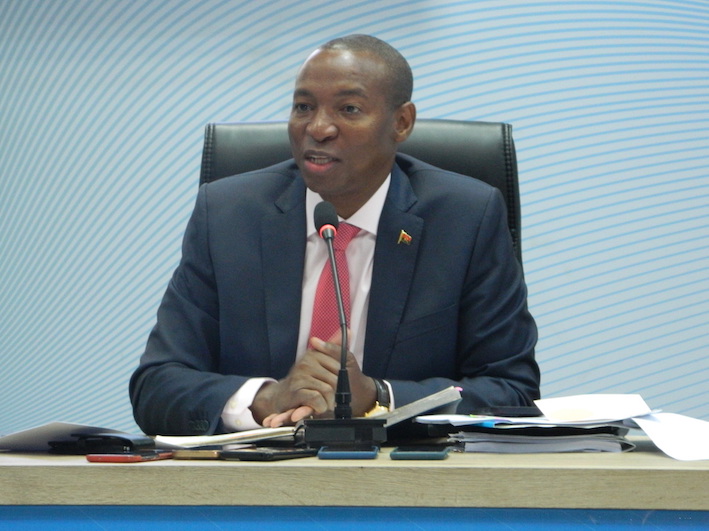 GOVERNO APOSTA NA FORMAÇÃO DE MAIS 38 MIL PROFISSIONAIS DE SAÚDE