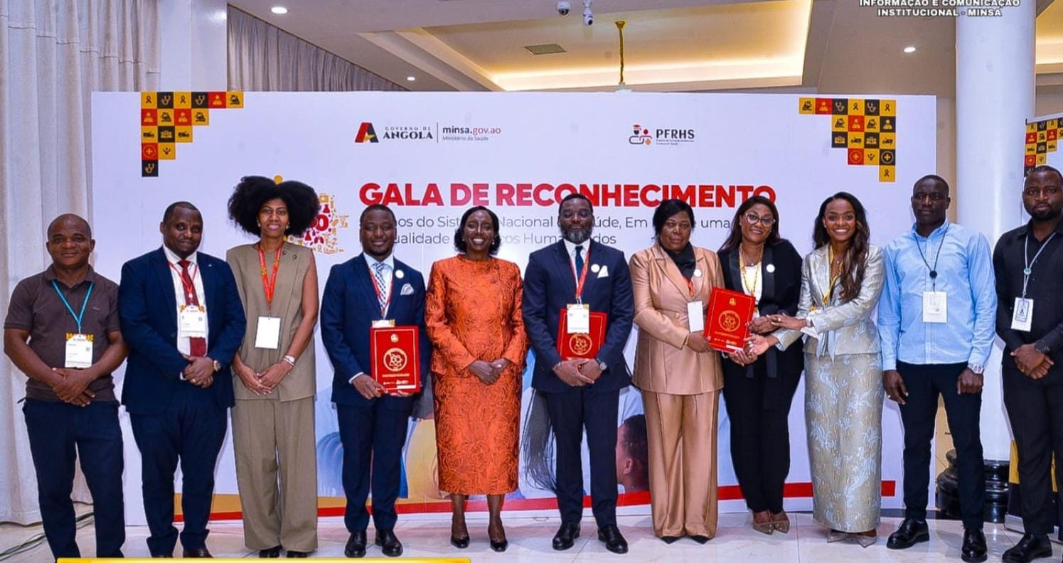 MINISTÉRIO DA SAÚDE DISTINGUE  QUADROS DO SECTOR