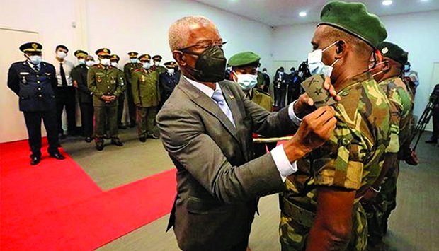 EMPOSSADOS NOVOS CHEFES MILITRARES